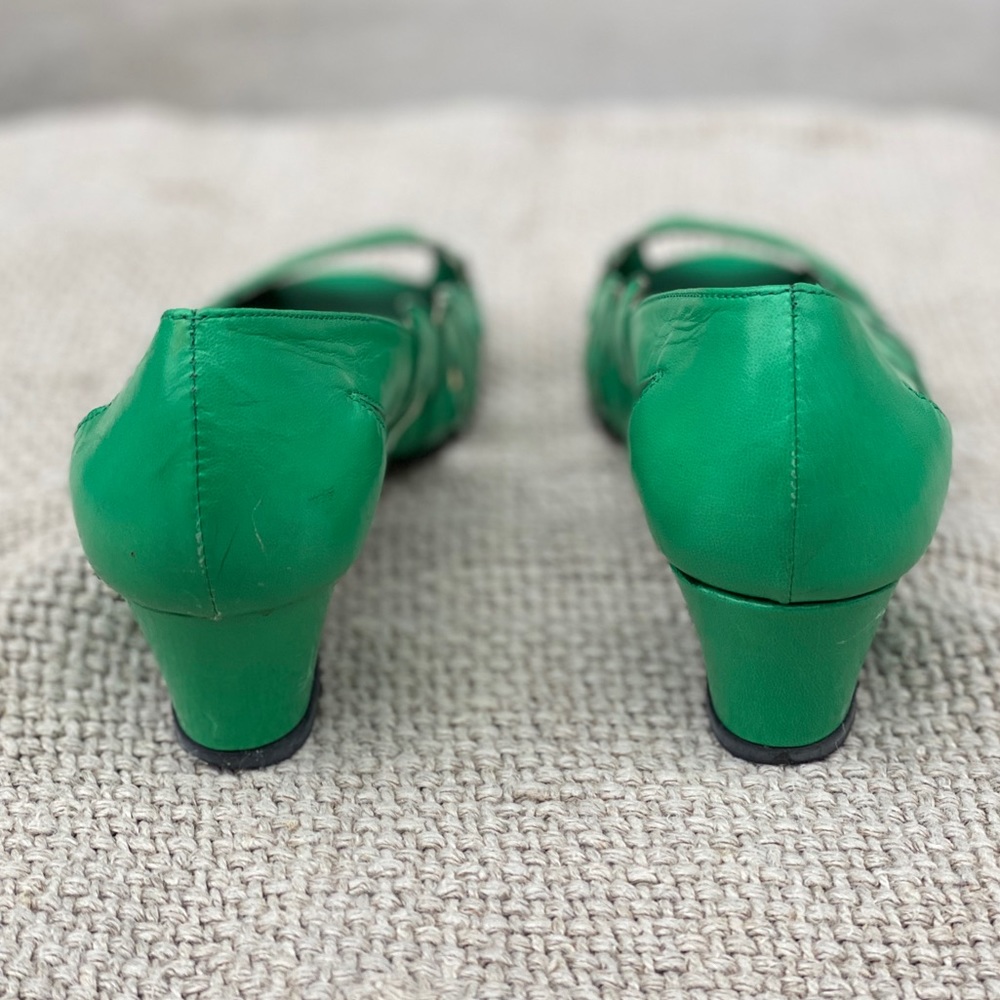 Eley Kishimoto Kelly green lighting pumps - Picture 4 of 8